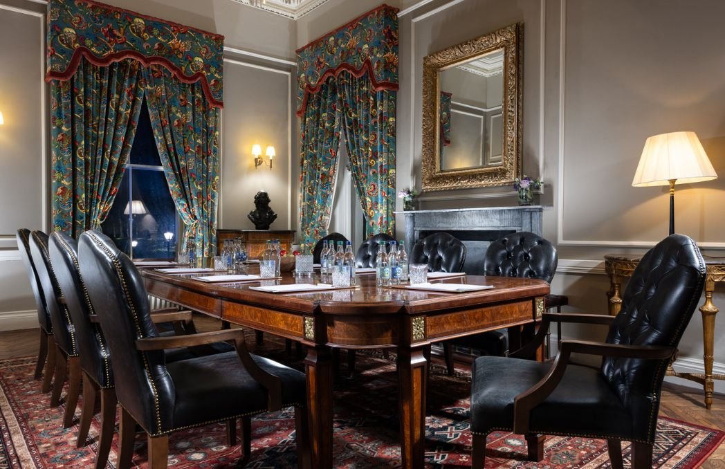Untitled design www.tulfarrishotel.com